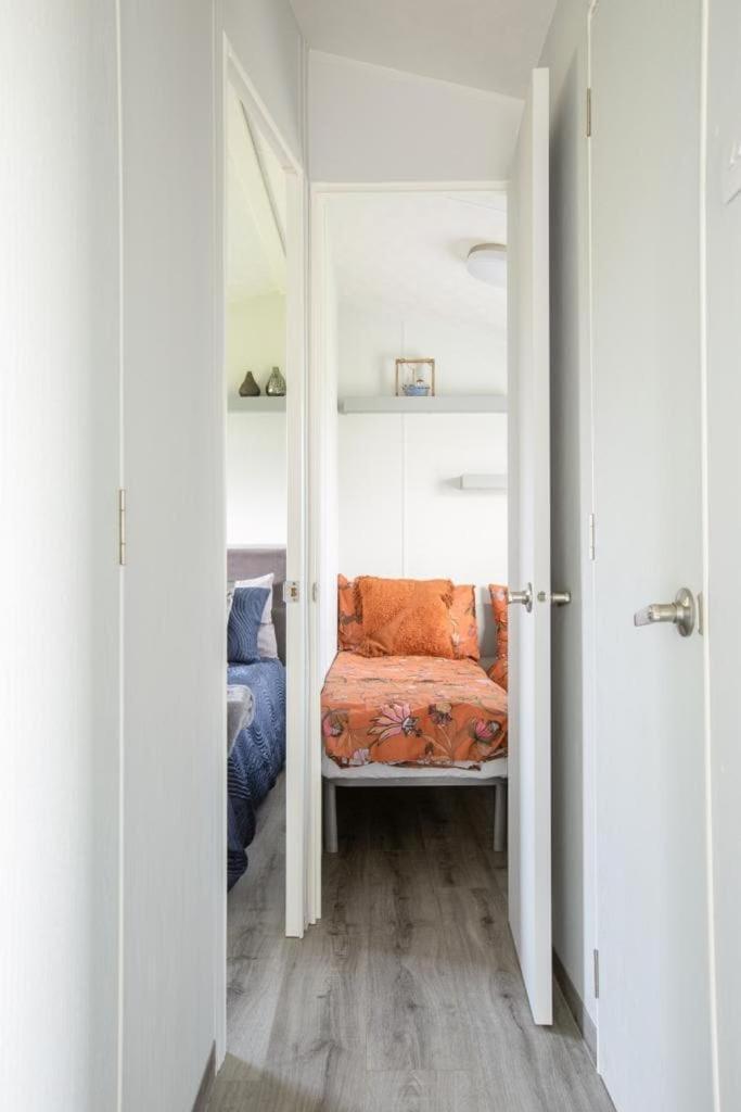The Vacation, Cozy Static Caravan In Newquay Apartment